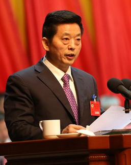 李國成代表政協(xié)常委會作工作報告